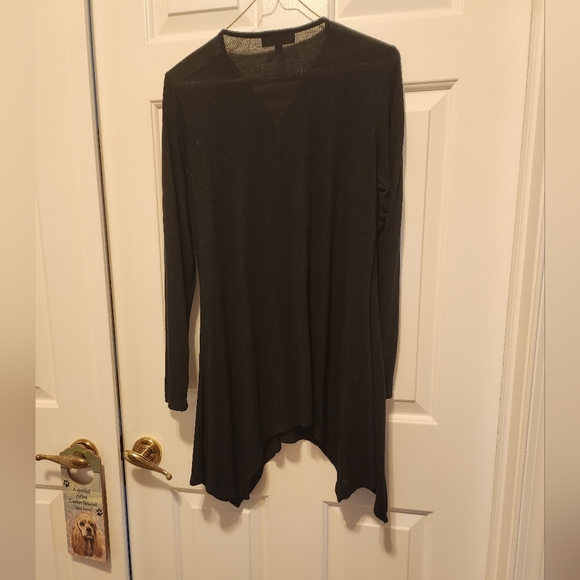 🖤MELISSA PAIGE/Top🖤 - Picture 4 of 4